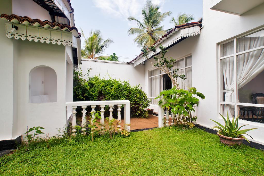 Chitra Ayurveda Hotel Bentota Kültér fotó